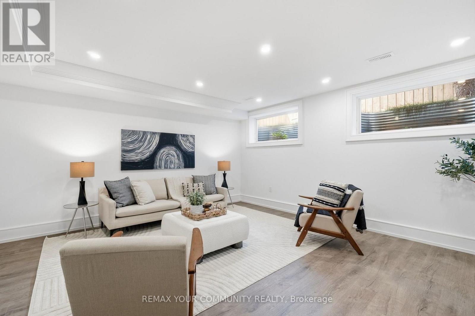 49 Wayland Avenue, Toronto, Ontario  M4E 3C8 - Photo 45 - E13712036