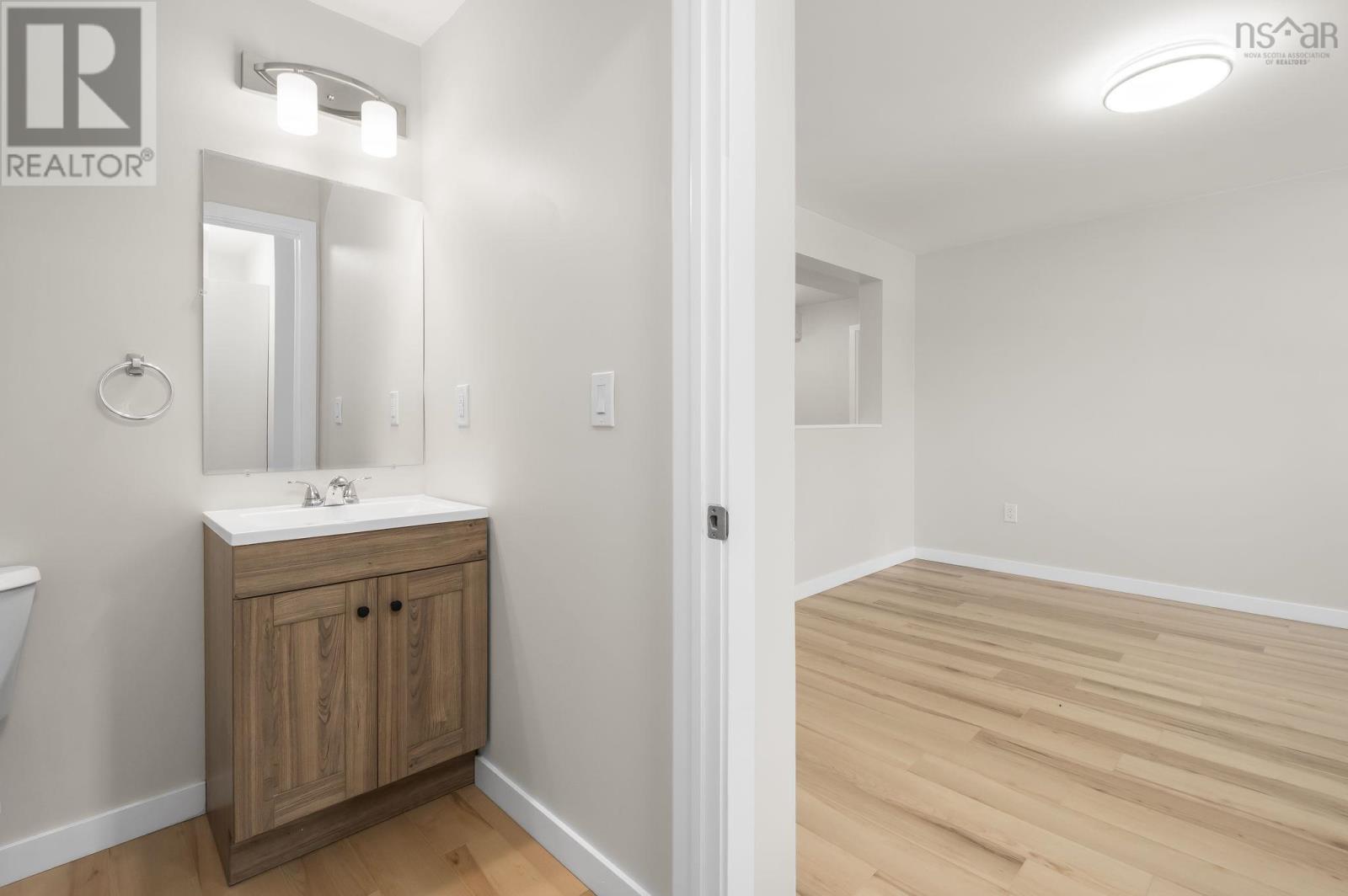 137 Prince Street, Lower Sackville, Nova Scotia  B4C 1L4 - Photo 32 - 202621447