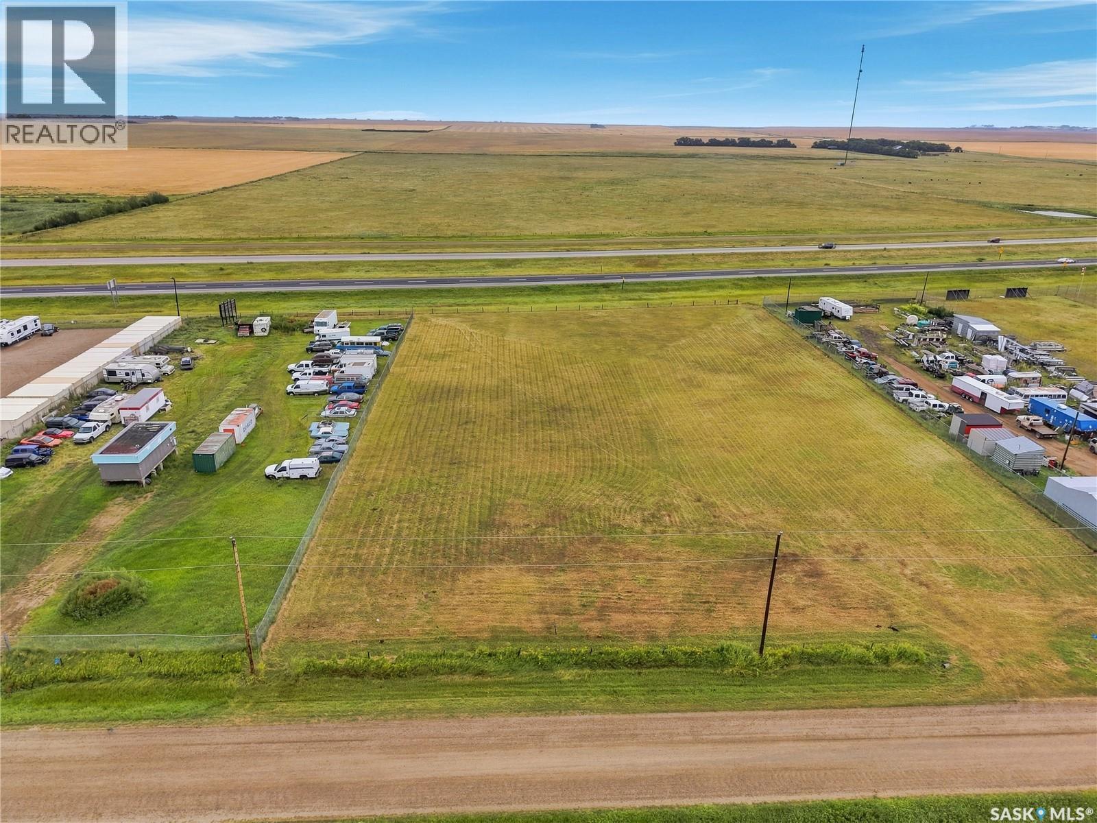 209 Government Road, Dundurn, Saskatchewan  S7K 0R3 - Photo 6 - SK046386