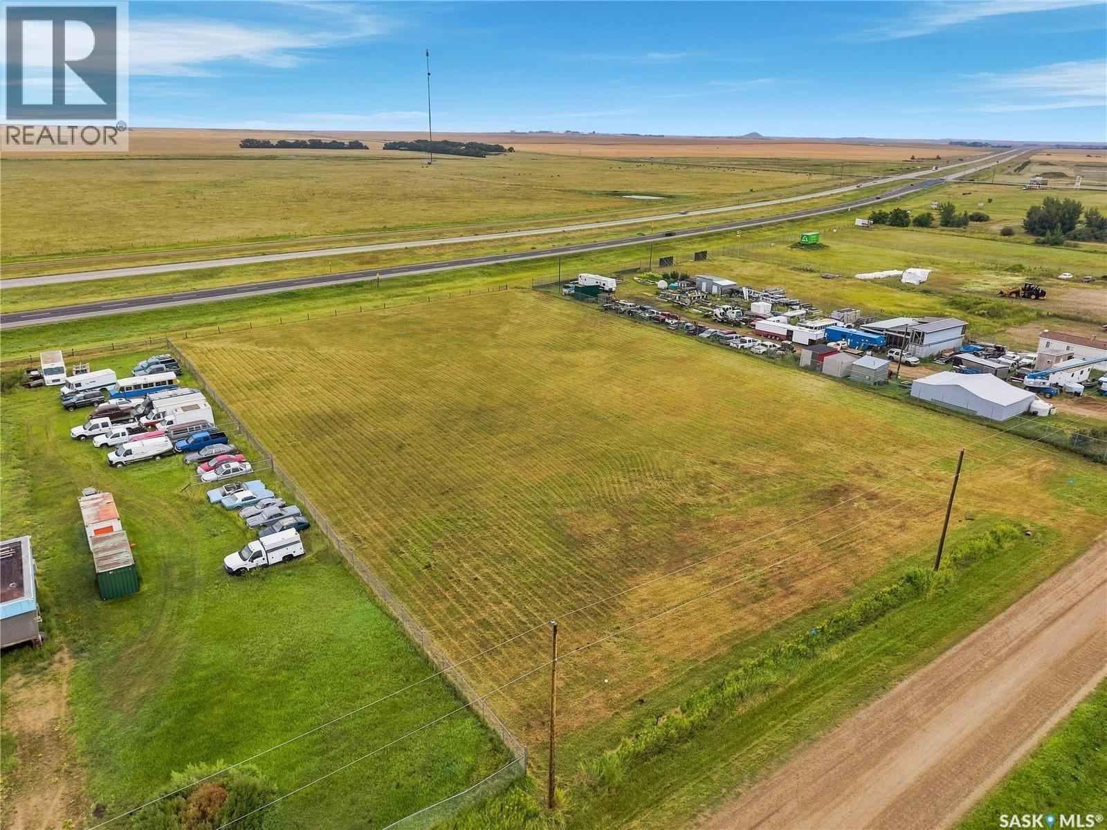 209 Government Road, Dundurn, Saskatchewan  S7K 0R3 - Photo 5 - SK046386