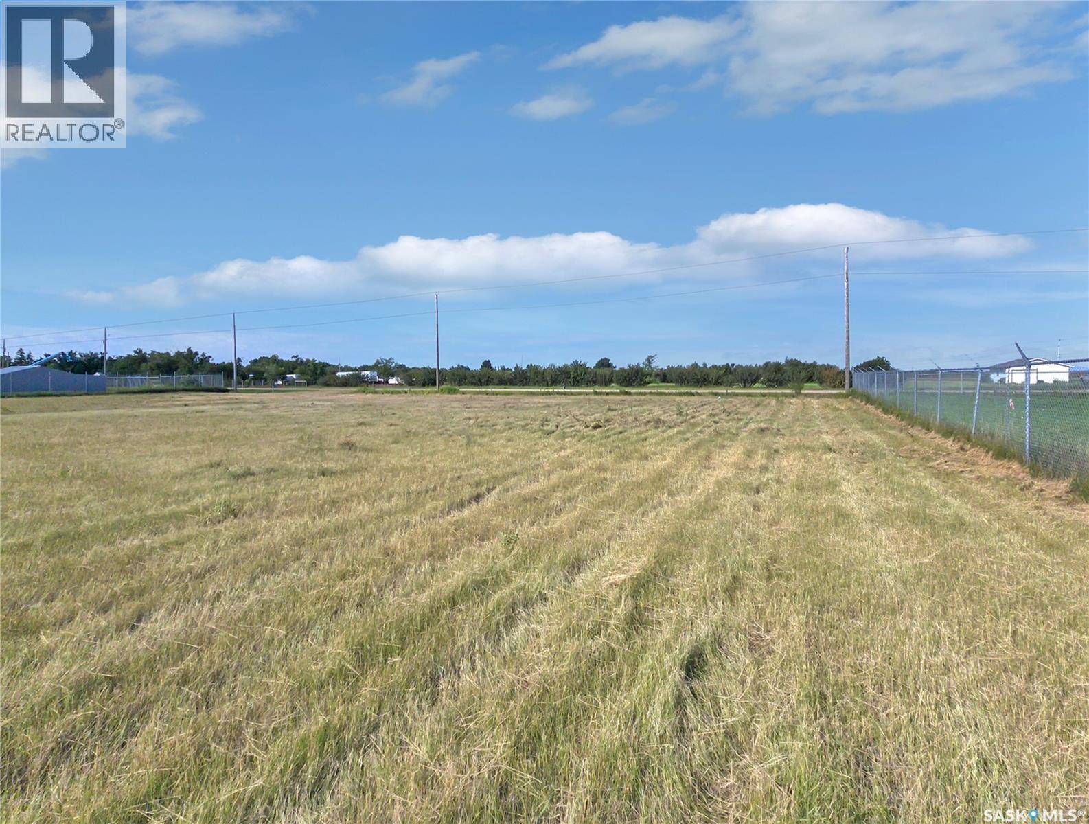 209 Government Road, Dundurn, Saskatchewan  S7K 0R3 - Photo 13 - SK046386