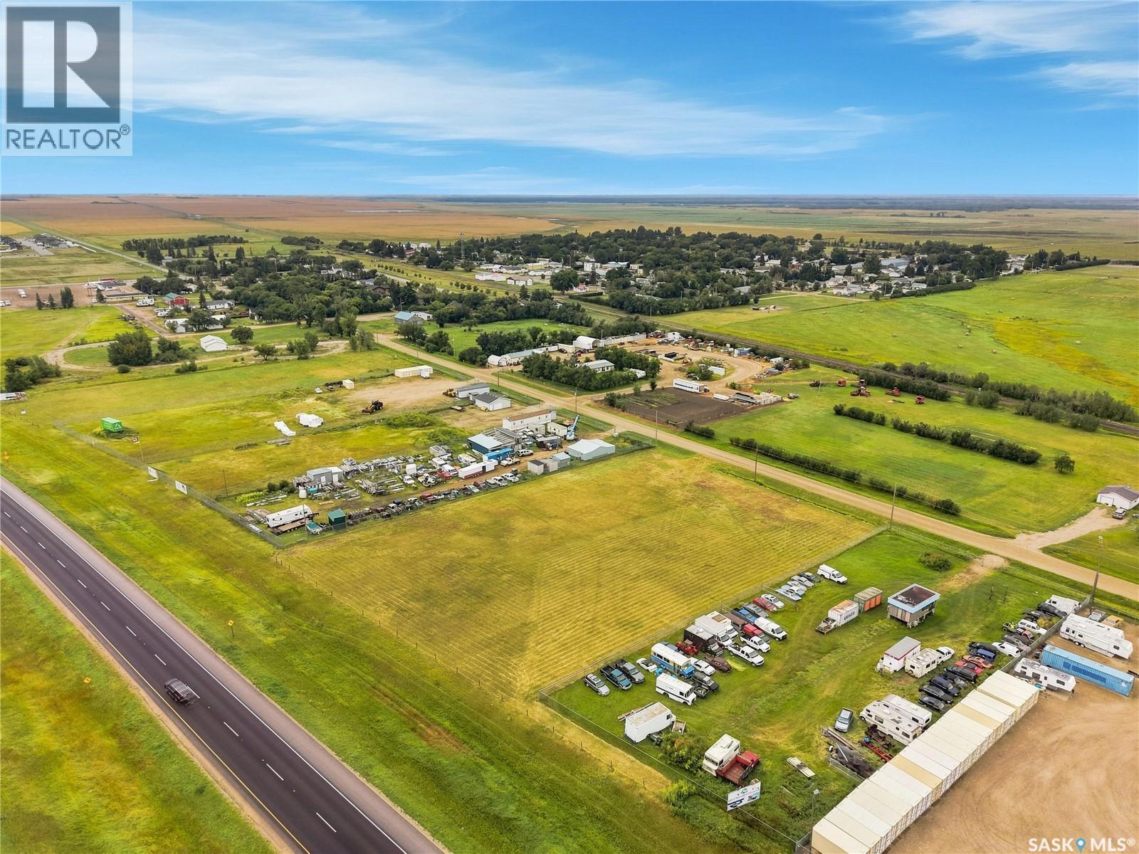 209 Government Road, Dundurn, Saskatchewan  S7K 0R3 - Photo 8 - SK046386
