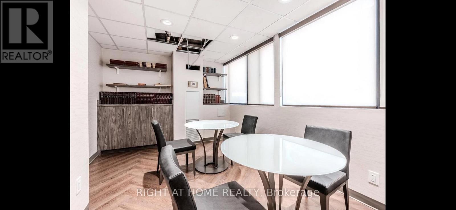 2208 - 133 Torresdale Avenue, Toronto, Ontario M2R 3T2 - Photo 4 - C13678278