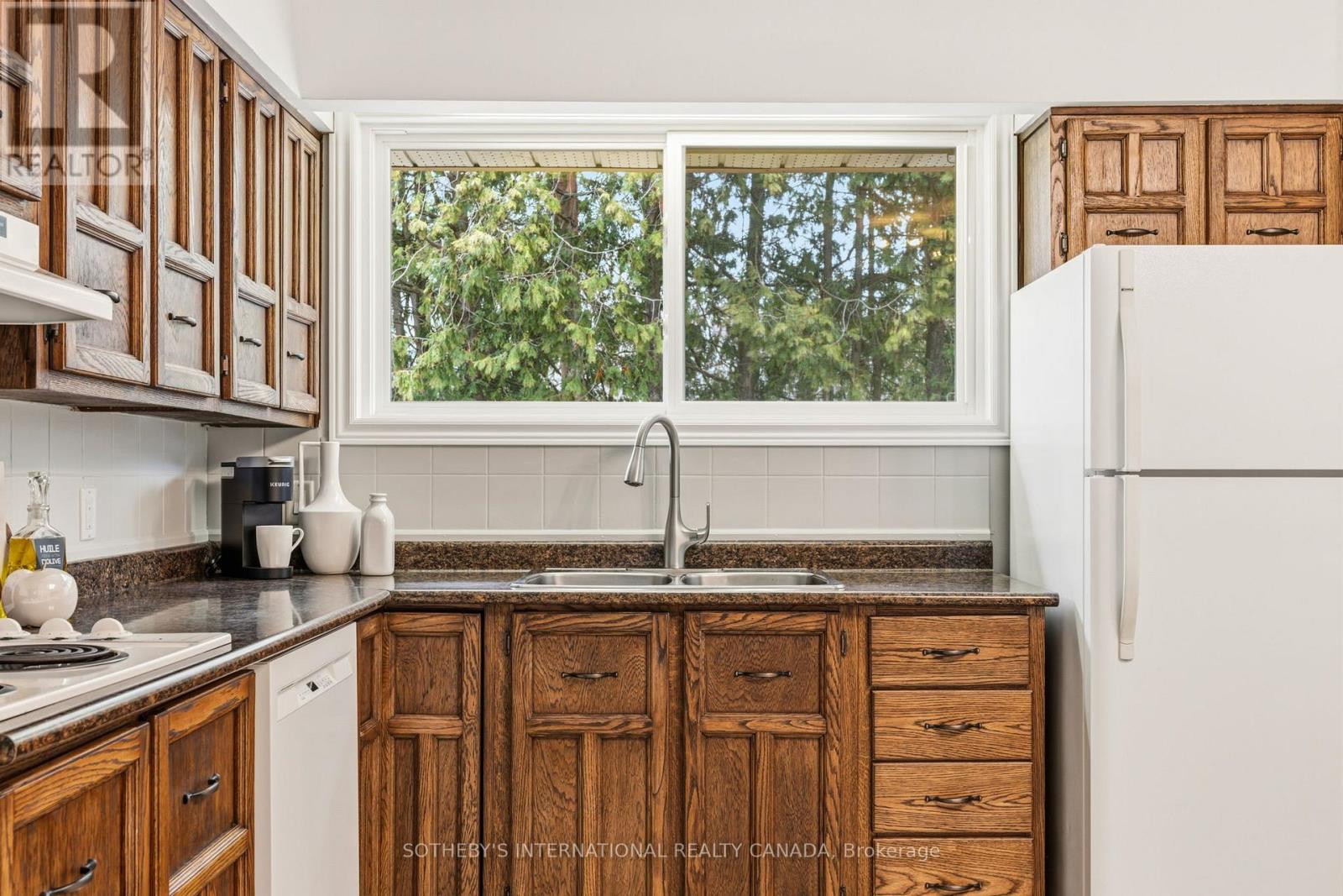 43 Northwood Road, Georgina, Ontario  L0E 1R0 - Photo 12 - N13590142