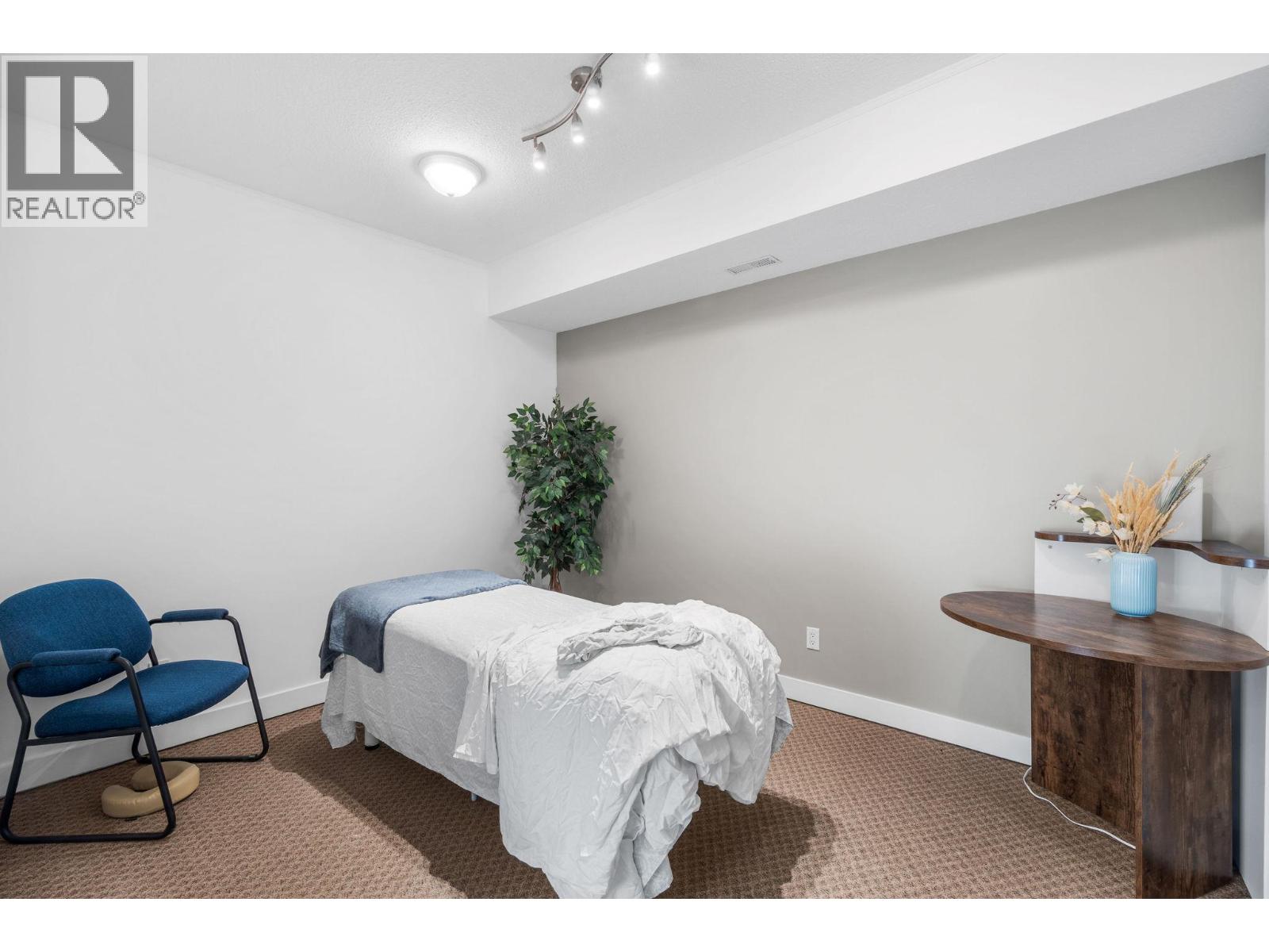 218a Broadway Street W, Nakusp, British Columbia  V0G 1R0 - Photo 32 - 10398778