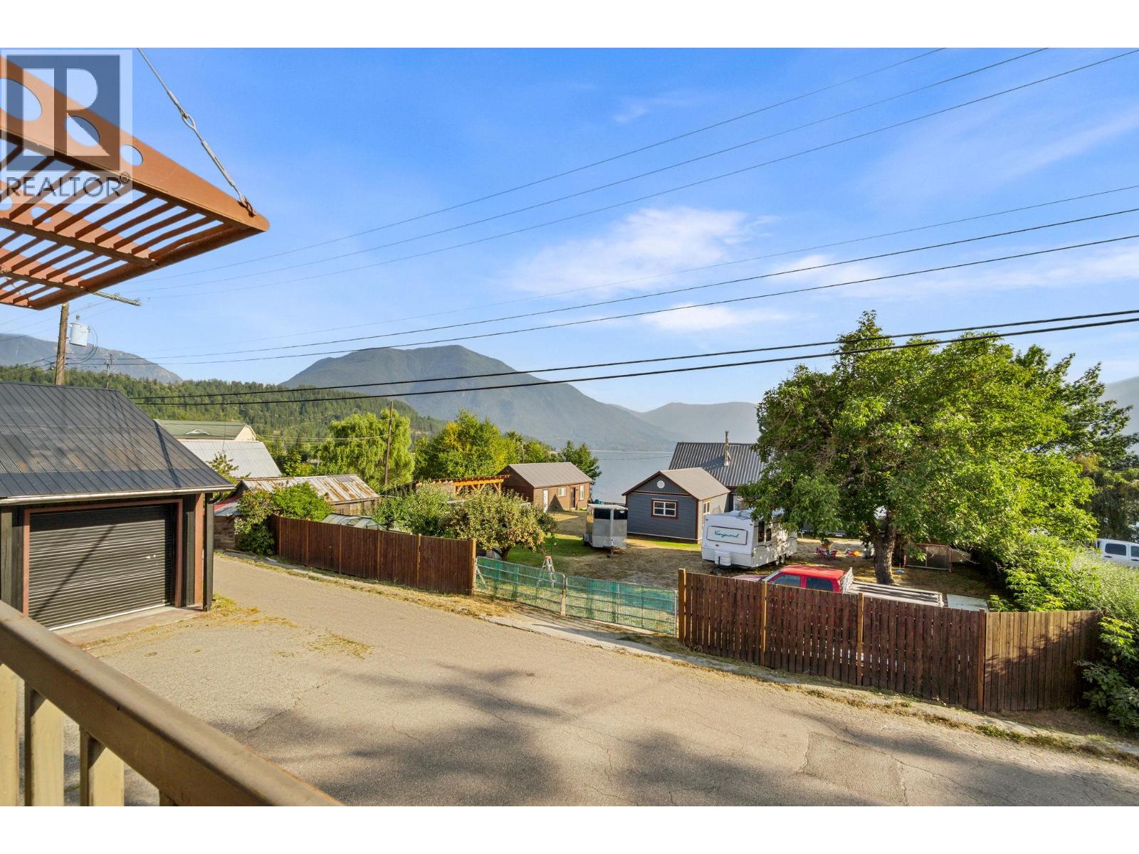 218a Broadway Street W, Nakusp, British Columbia  V0G 1R0 - Photo 27 - 10398778