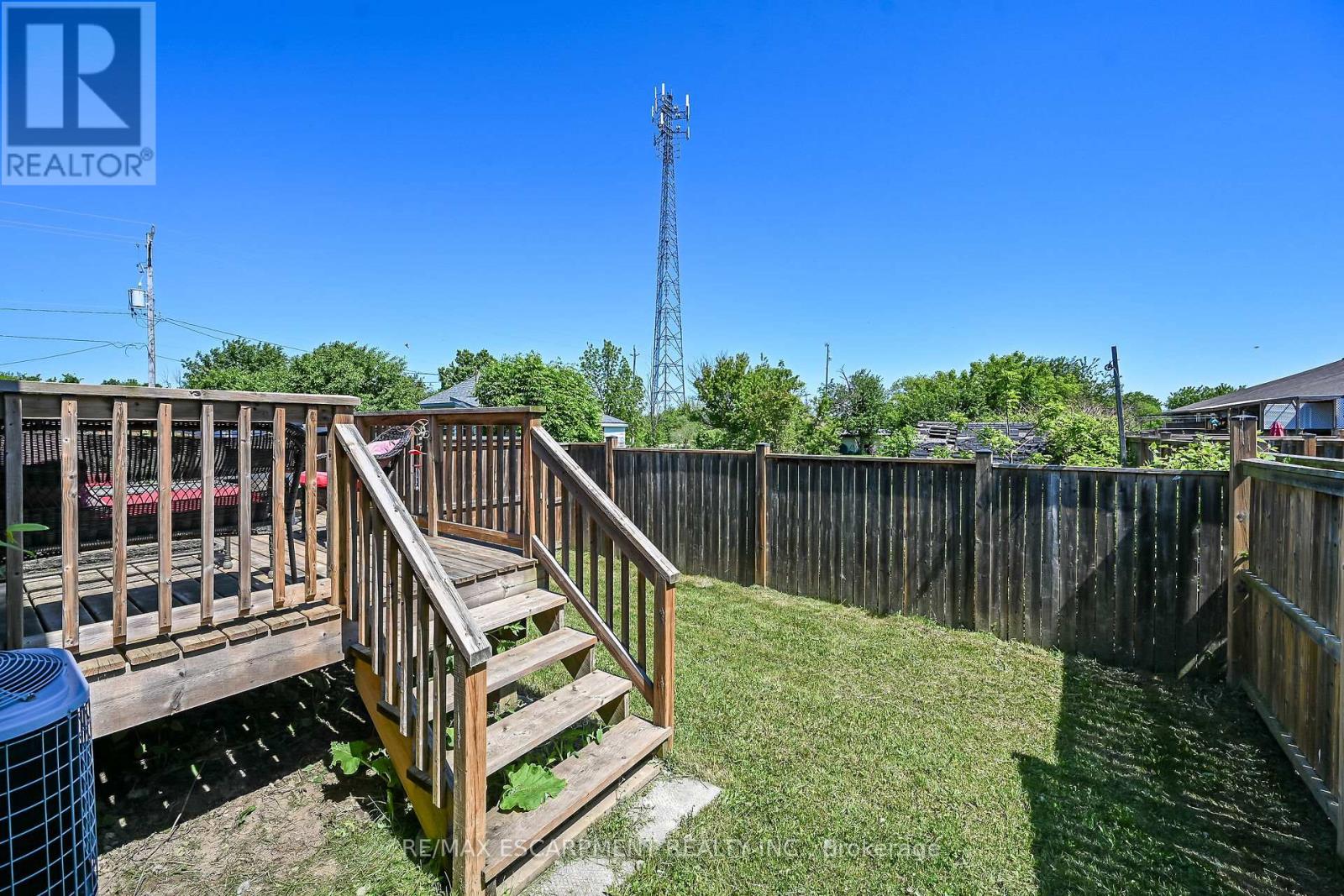 10 Emily Street, Haldimand, Ontario  N0A 1H0 - Photo 44 - X13218054