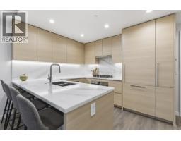 308 308 MORRISSEY ROAD, Port Moody, British Columbia