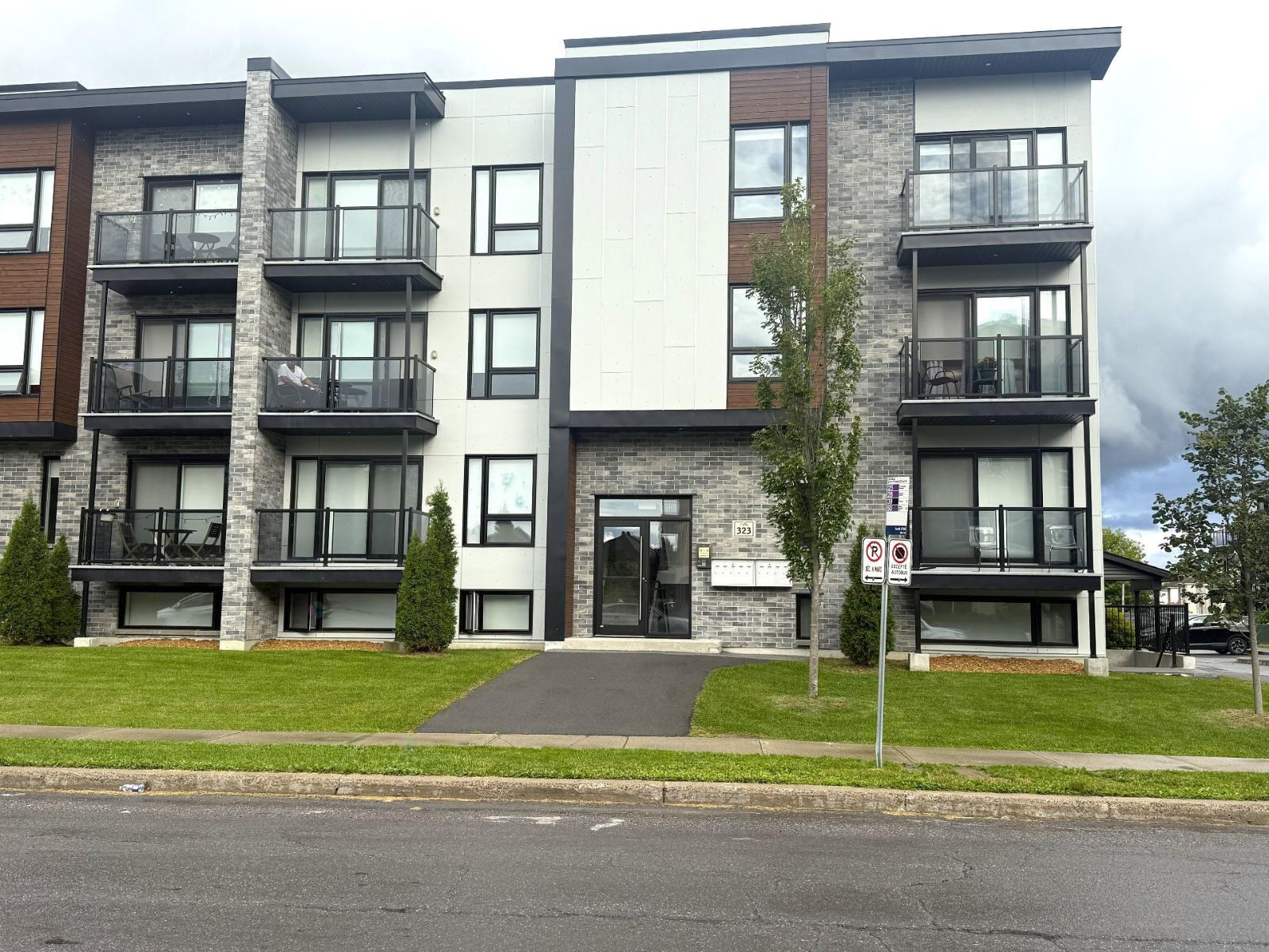 323 Boul. d'Europe — photo 2