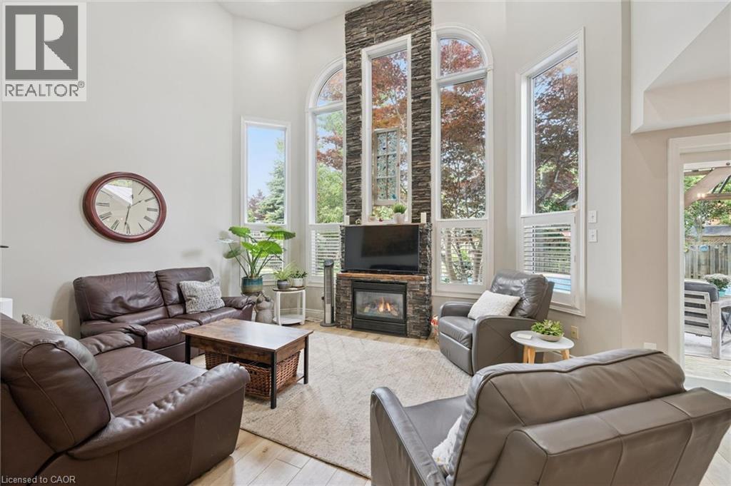 916 Rush Meadow Court, Kitchener, Ontario  N2R 1K9 - Photo 15 - 40849790