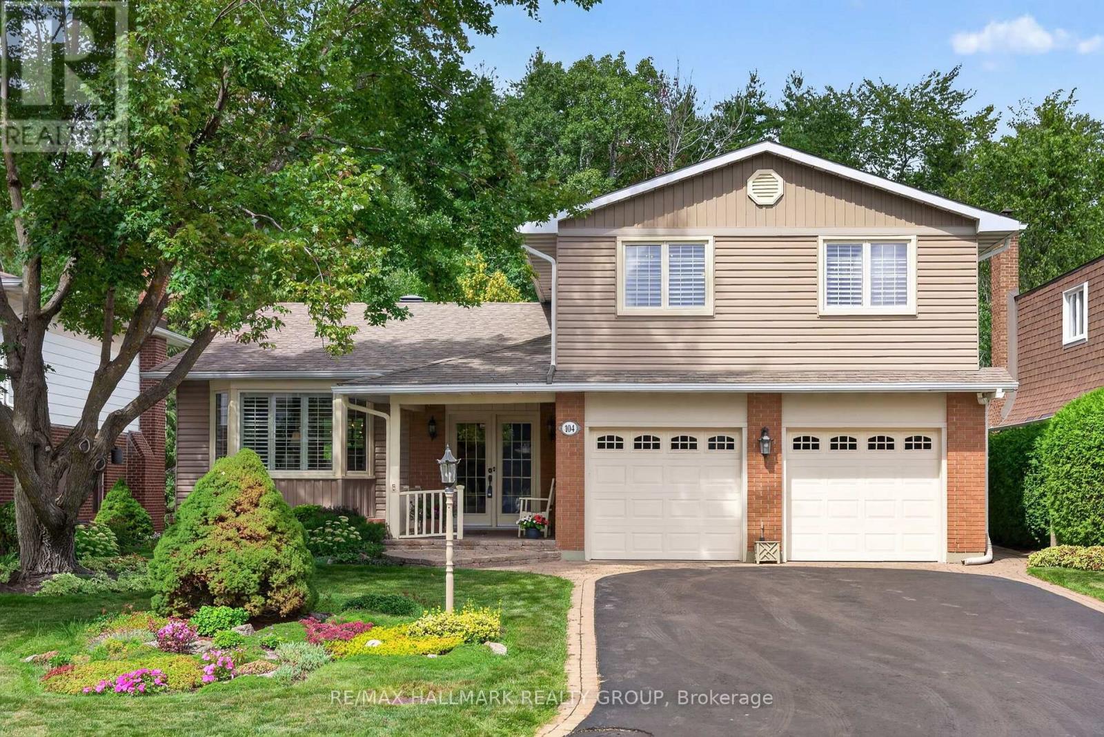104 NORTHPARK DRIVE, Ottawa, Ontario