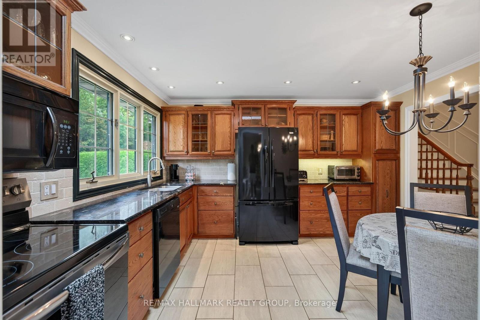 104 Northpark Drive, Ottawa, Ontario  K1B 4V3 - Photo 11 - X13712108