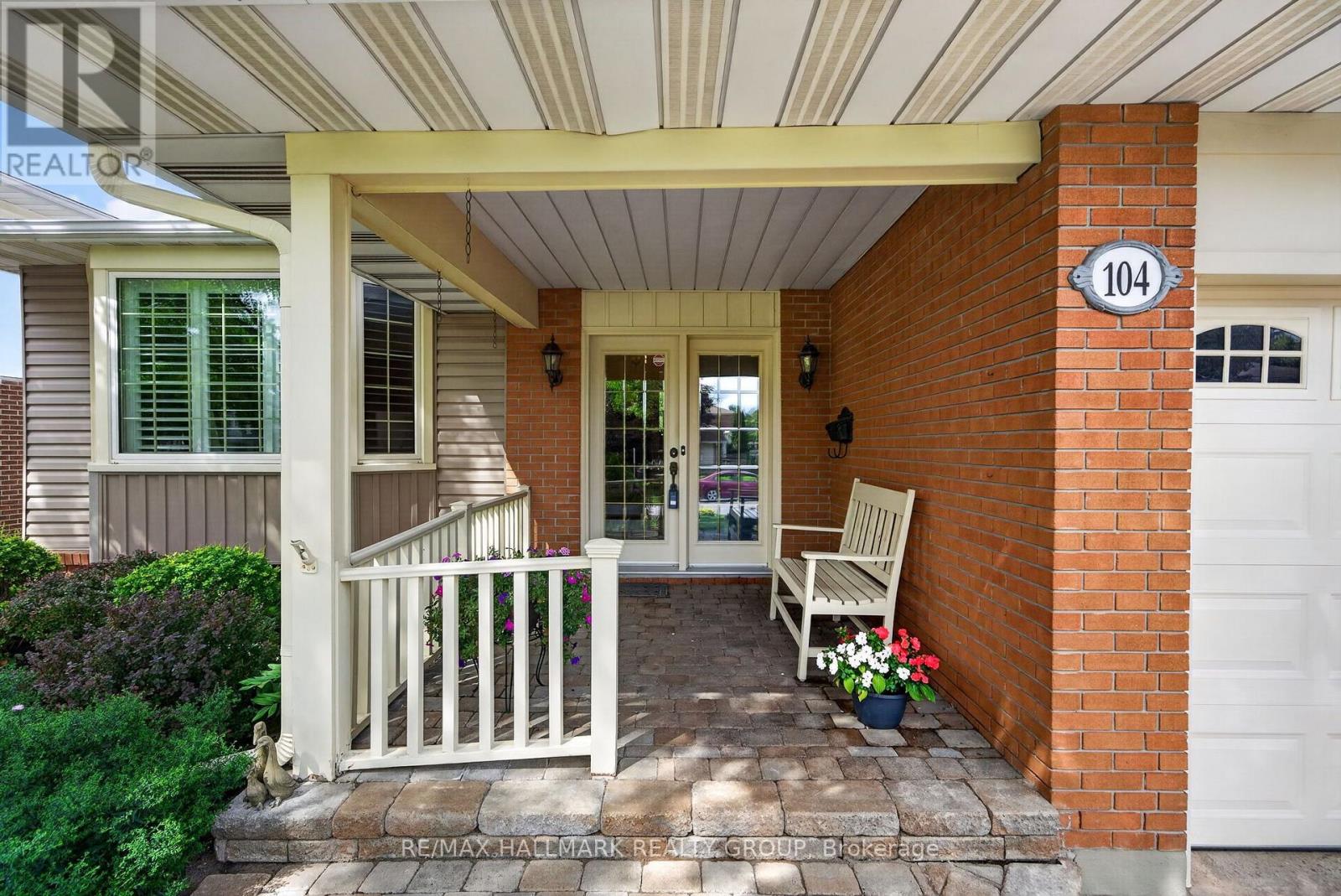 104 Northpark Drive, Ottawa, Ontario  K1B 4V3 - Photo 3 - X13712108