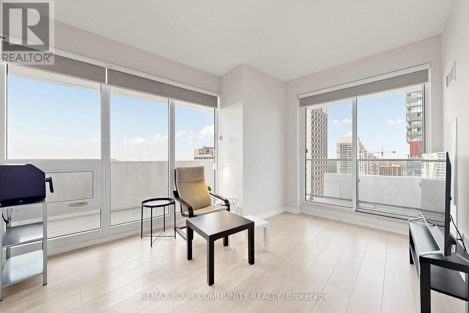2709 - 2221 Yonge Street, Toronto, Ontario  M4S 2B8 - Photo 4 - C13712124