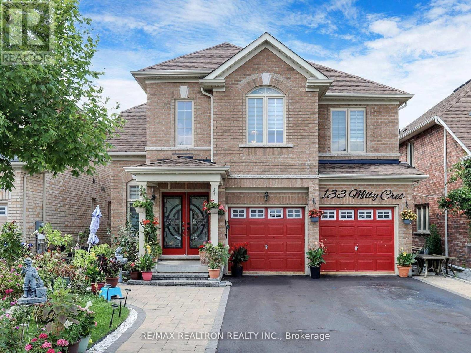 133 Milby Crescent, Bradford West Gwillimbury, Ontario  L3Z 0X8 - Photo 1 - N13712048