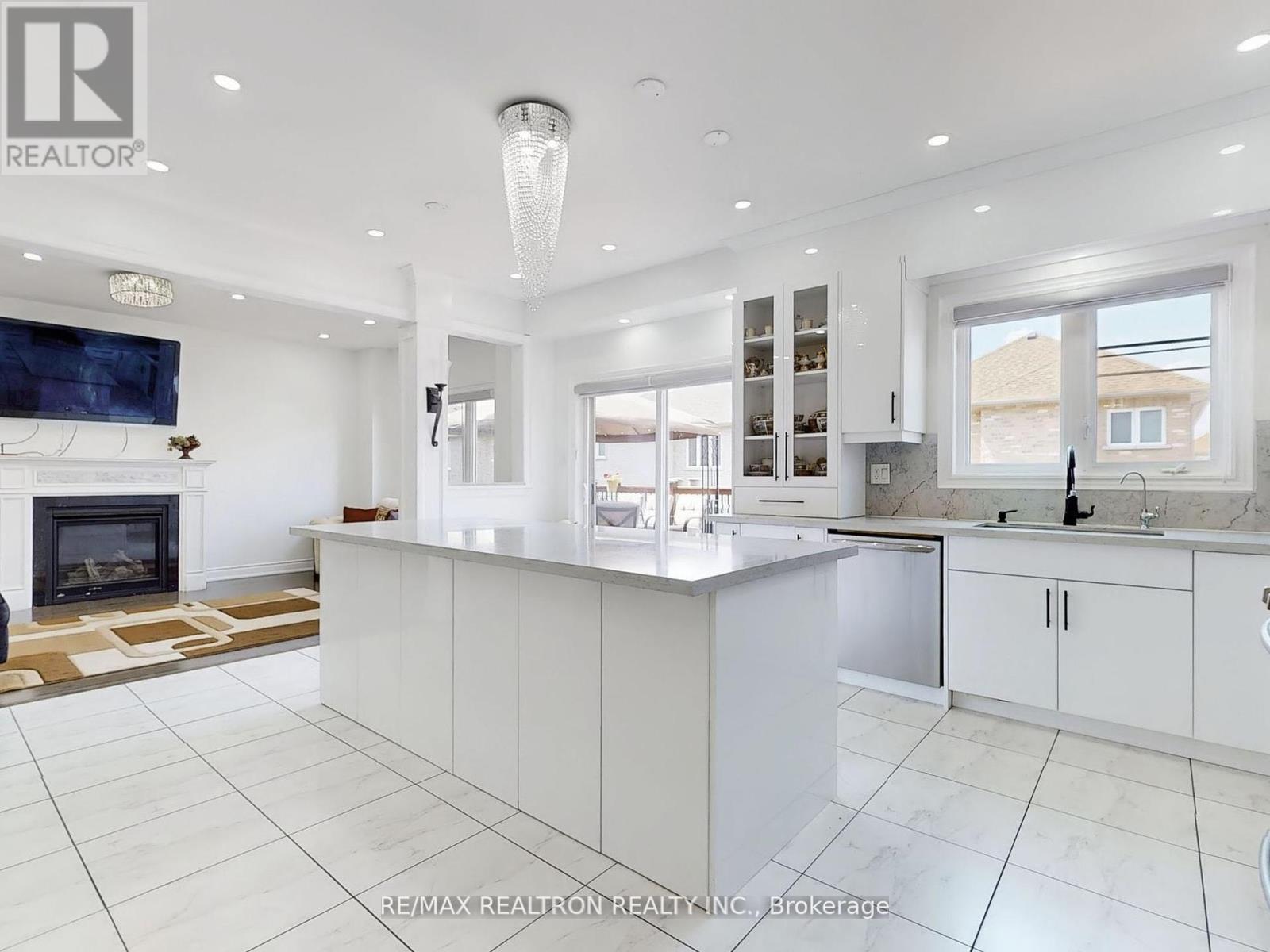 133 Milby Crescent, Bradford West Gwillimbury, Ontario  L3Z 0X8 - Photo 16 - N13712048
