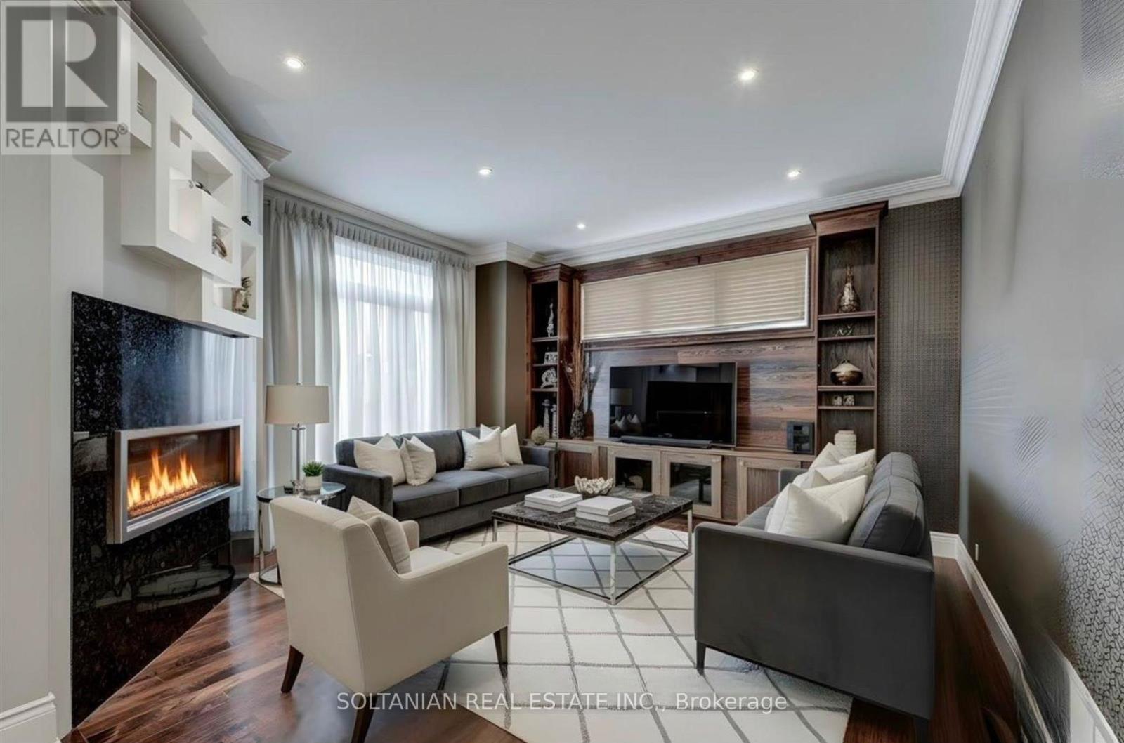 90 Grandview Avenue, Markham, Ontario  L3T 1H4 - Photo 3 - N13712114