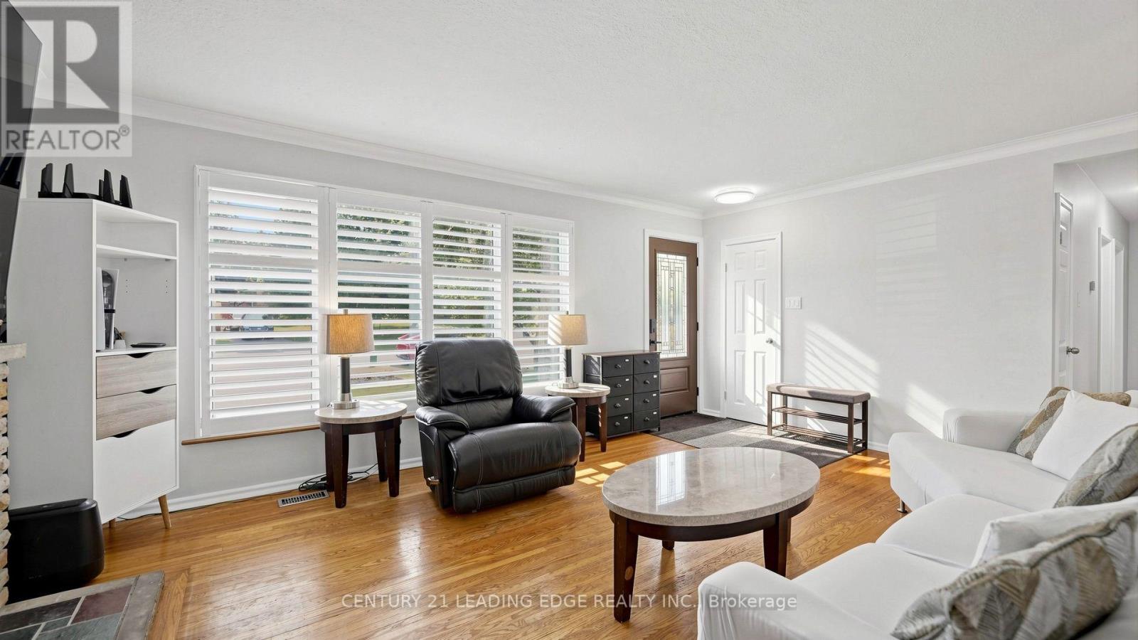 14 Winlaw Place, Markham, Ontario  L3P 2C6 - Photo 4 - N13712132