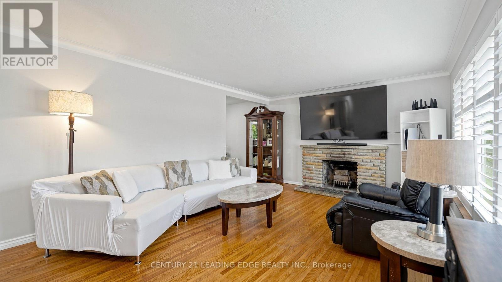 14 Winlaw Place, Markham, Ontario  L3P 2C6 - Photo 7 - N13712132