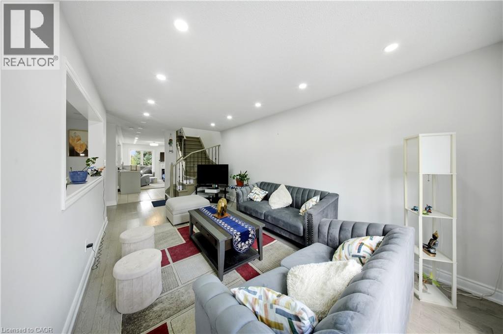 1575 South Parade Court Unit# 19, Mississauga, Ontario  L5M 6E9 - Photo 11 - 40856333