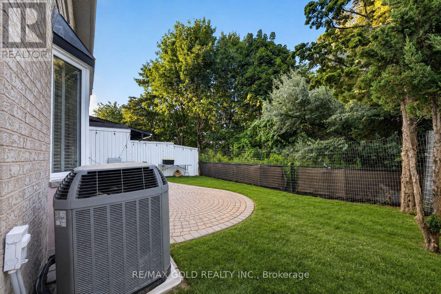 142 Pressed Brick Drive, Brampton, Ontario  L6V 4K6 - Photo 29 - W13712056