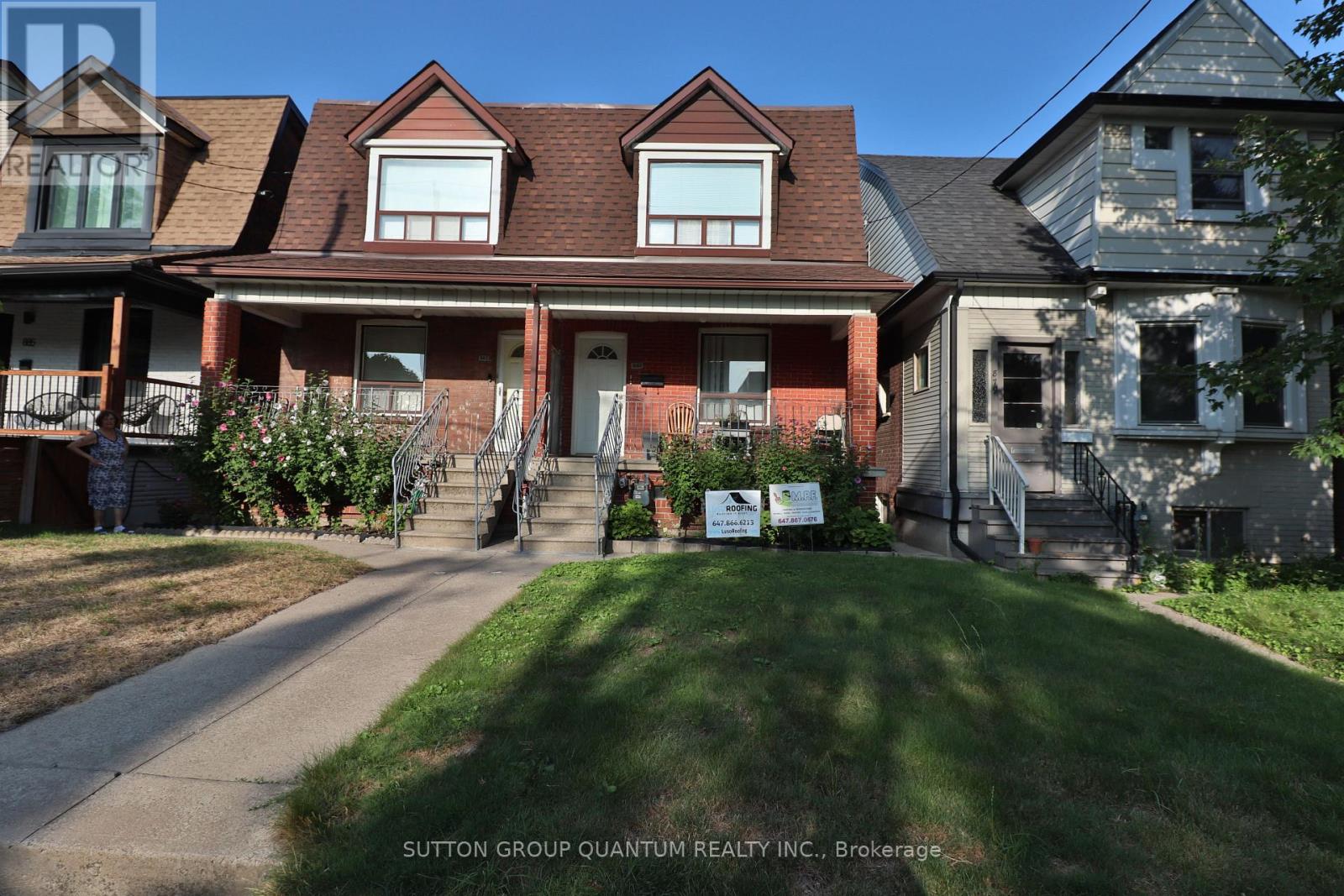 2nd Flr - 881 Lansdowne Avenue, Toronto, Ontario  M6H 3Z2 - Photo 1 - W13712098