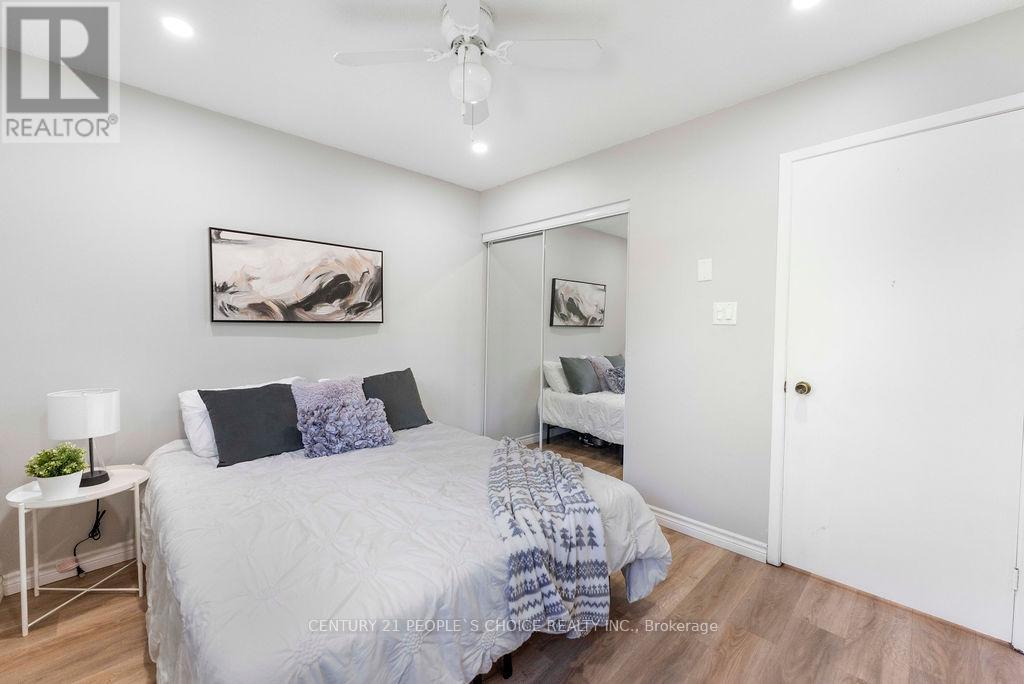 4053 Trapper Crescent, Mississauga, Ontario  L5L 3A7 - Photo 18 - W13712116