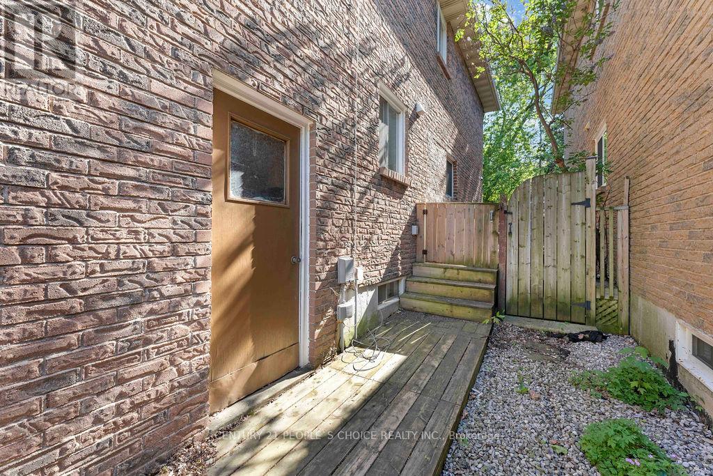 4053 Trapper Crescent, Mississauga, Ontario  L5L 3A7 - Photo 41 - W13712116