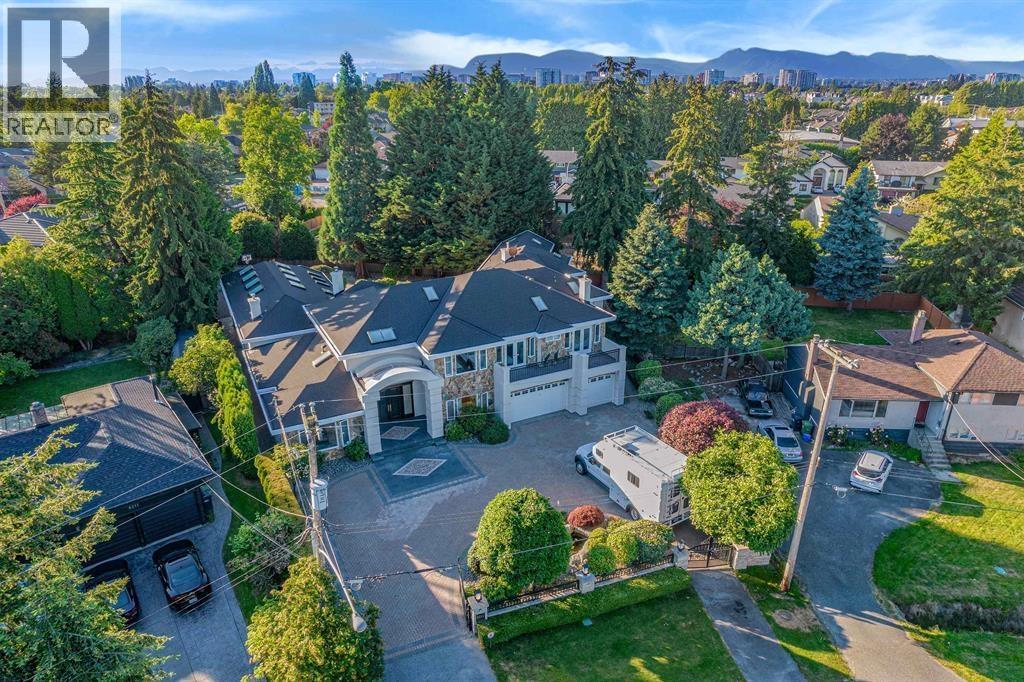 8231 BOWCOCK ROAD, Richmond, British Columbia