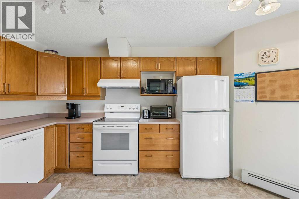 1203, 1203 Sienna Park Green Sw, Calgary, Alberta T3H 3N7 - Photo 8 - A2338703