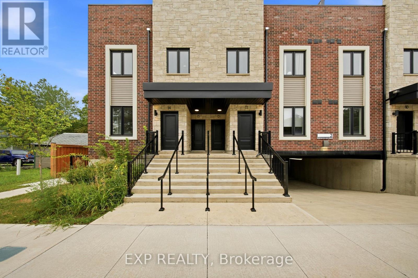 12 - 2 Slessor Boulevard, Grimsby, Ontario  L3M 5J4 - Photo 43 - X13712130