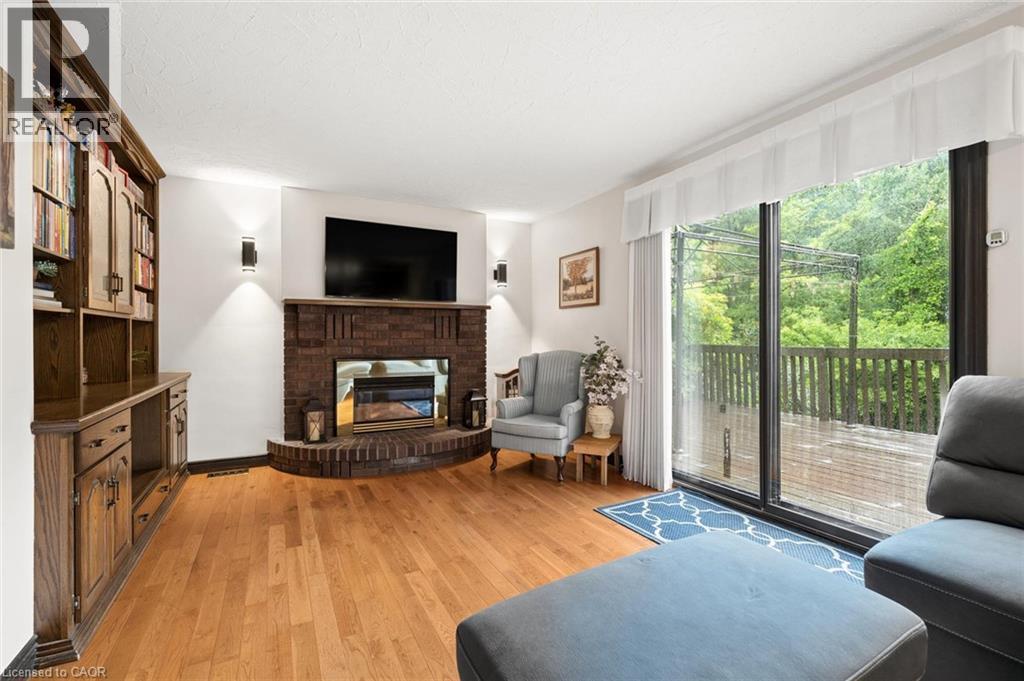 8 Perin Place, Kitchener, Ontario  N2P 1L5 - Photo 8 - 40854339