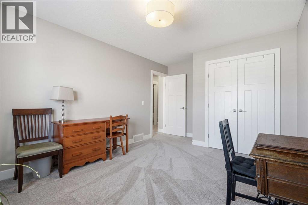 27 Sundown Way, Cochrane, Alberta  T4C 2M4 - Photo 30 - A2335679