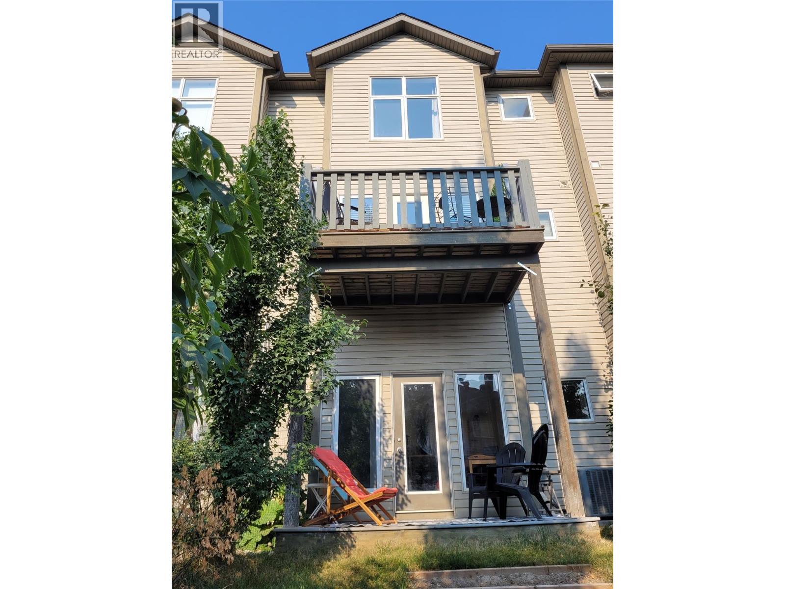 619 10th Avenue, Invermere, British Columbia