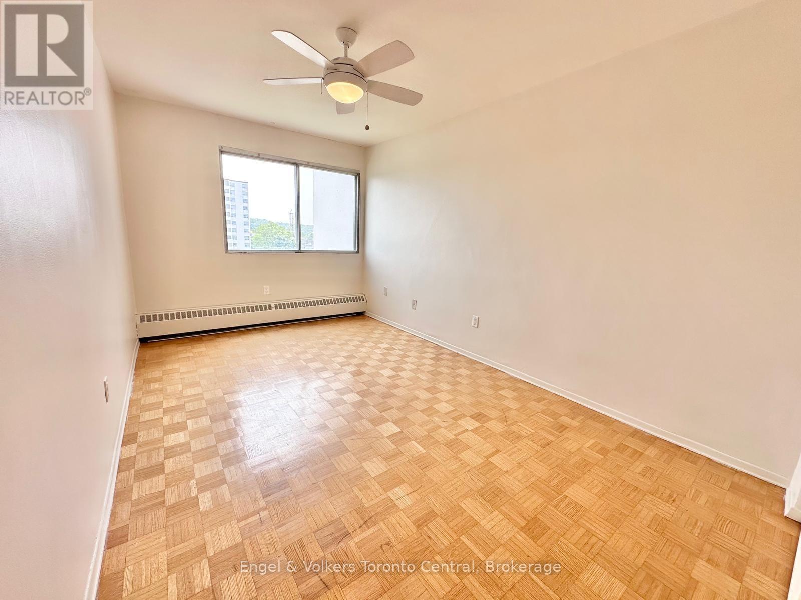 502 - 15 Towering Heights Boulevard, St. Catharines, Ontario  L2T 3G7 - Photo 17 - X13682690