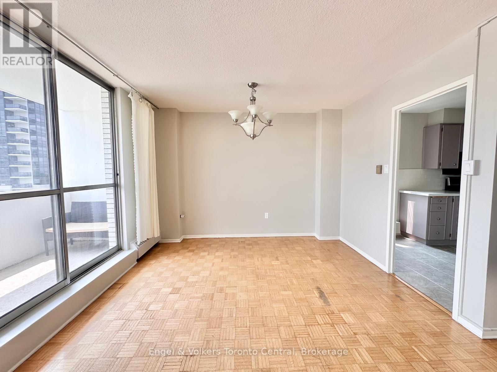 502 - 15 Towering Heights Boulevard, St. Catharines, Ontario  L2T 3G7 - Photo 11 - X13682690