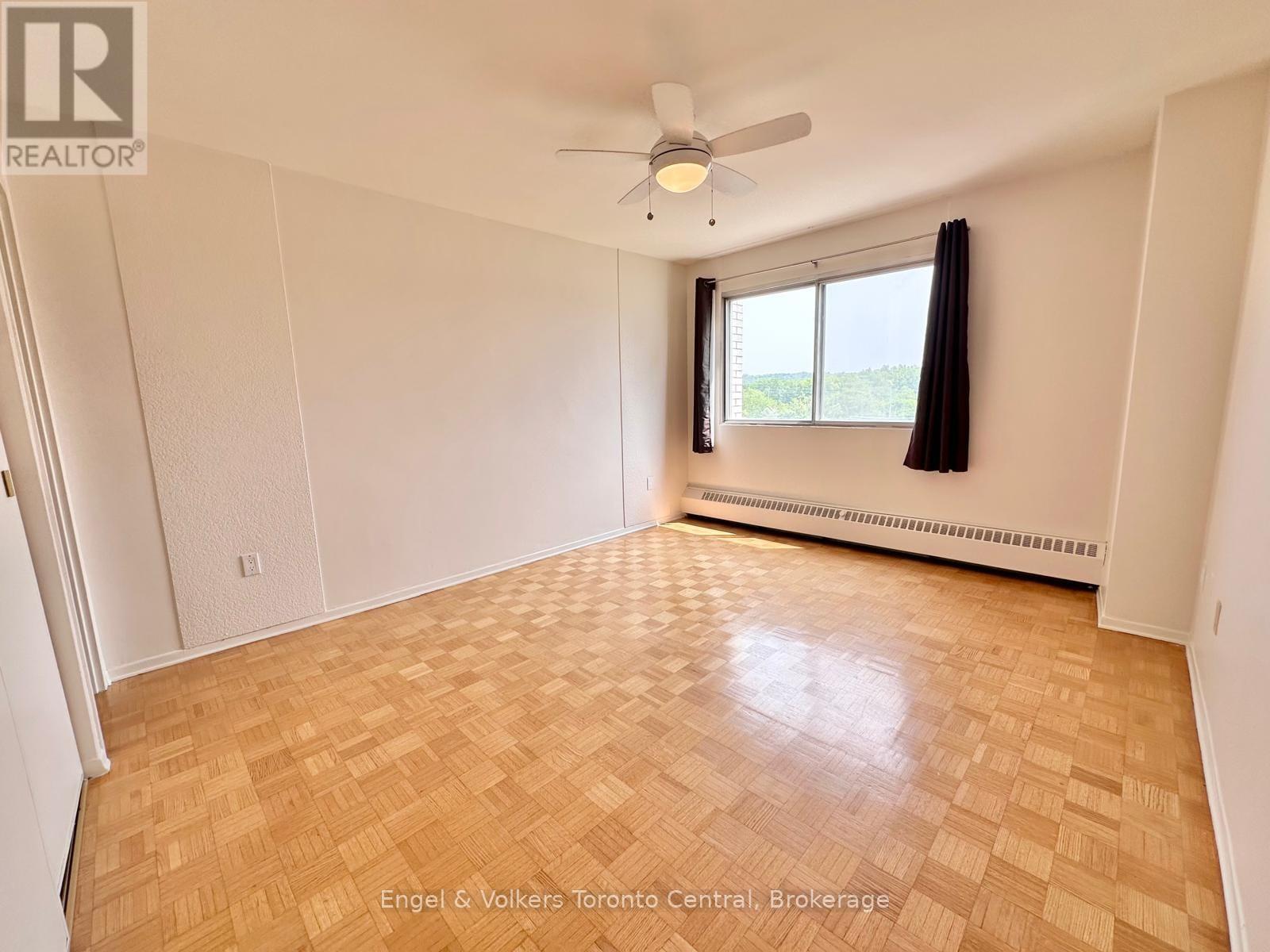 502 - 15 Towering Heights Boulevard, St. Catharines, Ontario  L2T 3G7 - Photo 15 - X13682690