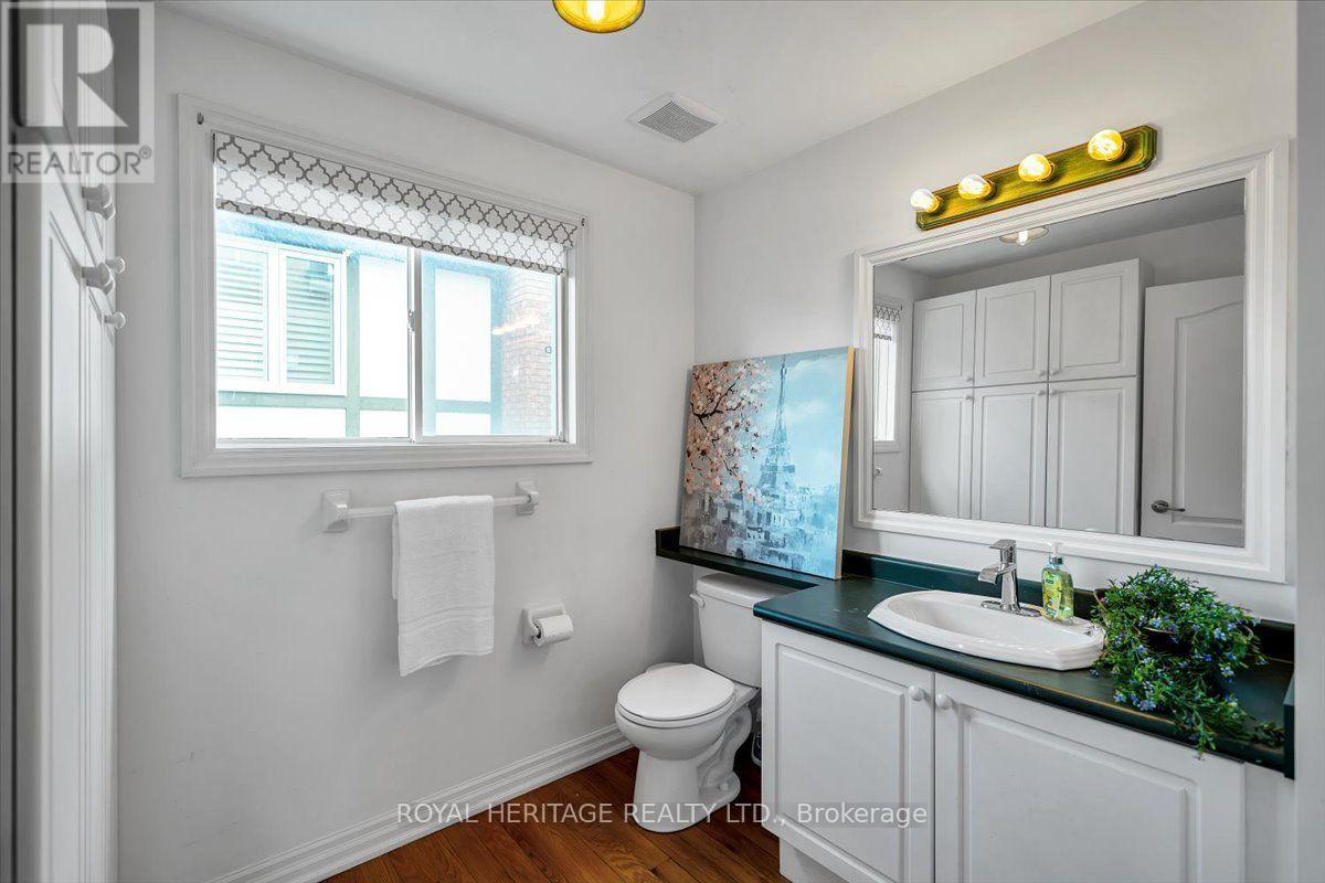 828 Wildflower Court, Oshawa, Ontario  L1G 7Z4 - Photo 17 - E13712166