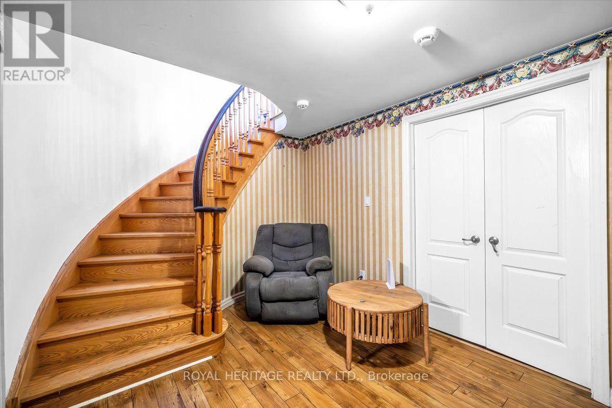 828 Wildflower Court, Oshawa, Ontario  L1G 7Z4 - Photo 32 - E13712166