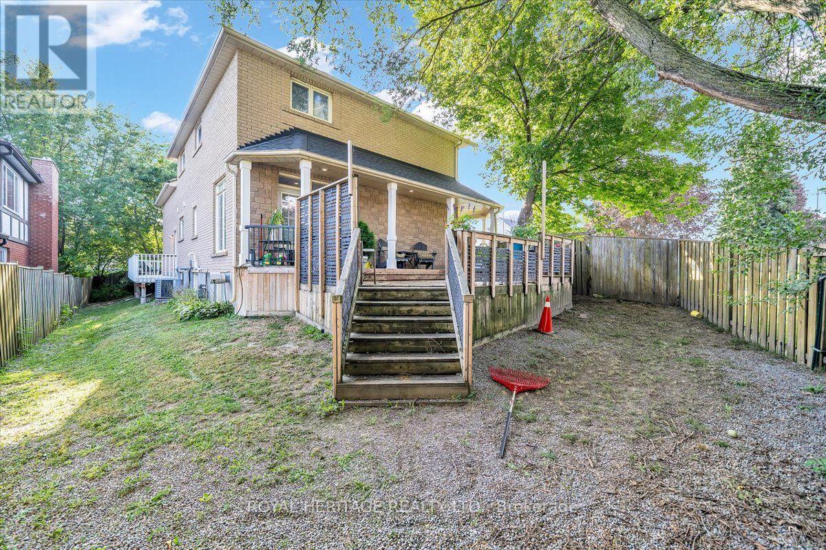 828 Wildflower Court, Oshawa, Ontario  L1G 7Z4 - Photo 39 - E13712166
