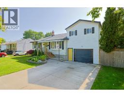 898 GRANDVIEW AVENUE, Sarnia, Ontario