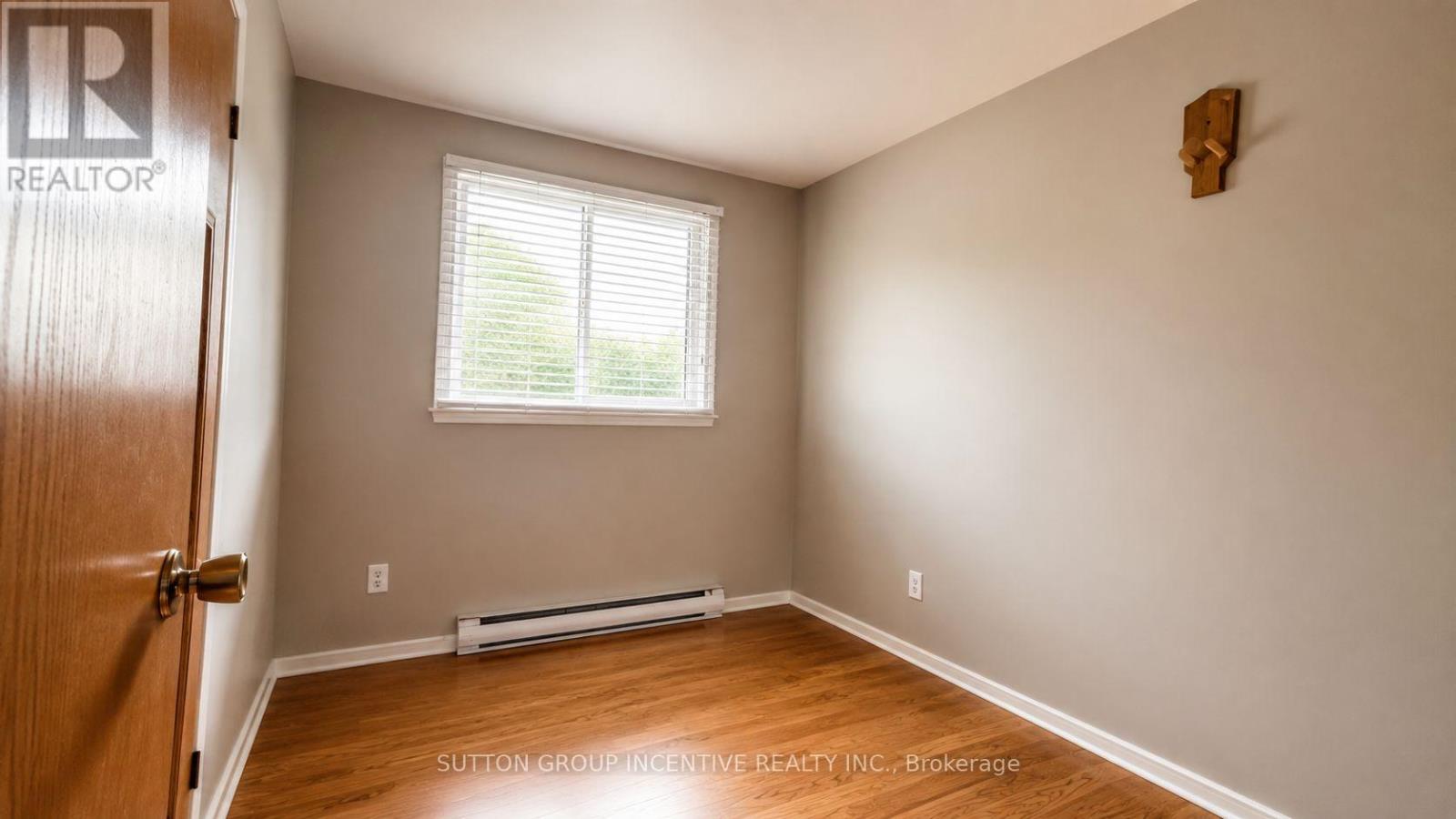 35 Davies Crescent, Barrie, Ontario  L4M 2M4 - Photo 15 - S13712190