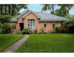 70 CRAWFORD STREET, stratford, Ontario