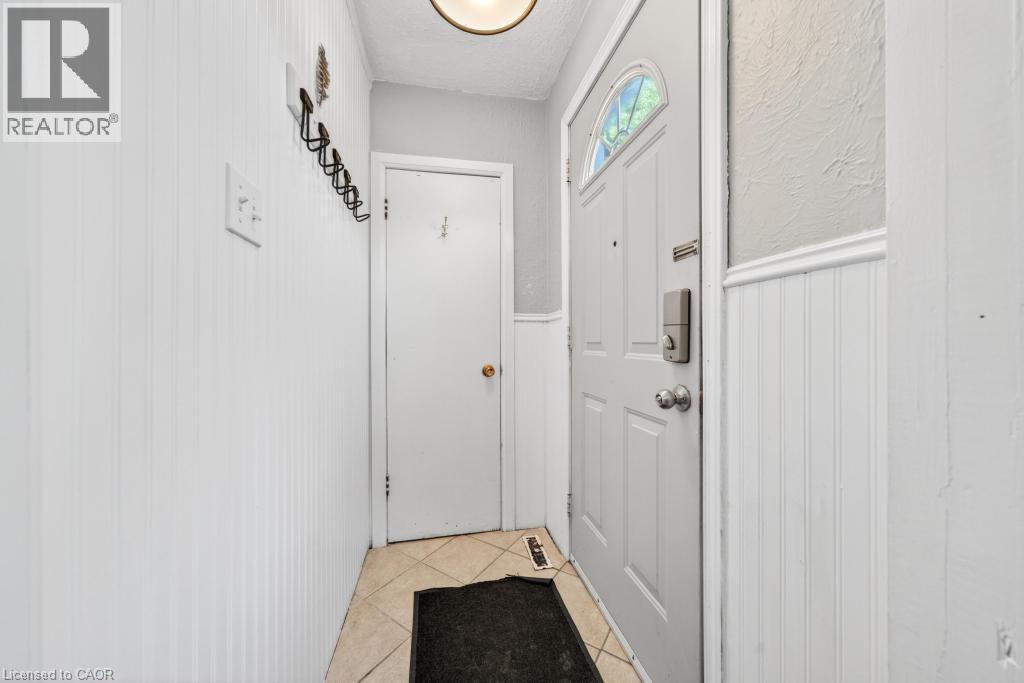 420 Upper Gage Avenue, Hamilton, Ontario  L8V 4H9 - Photo 3 - 40836439