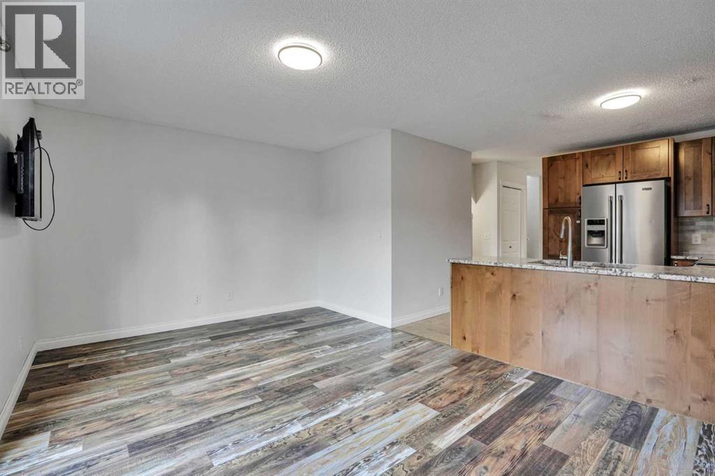 7152 Sierra Morena Boulevard Sw, Calgary, Alberta  T3H 3G8 - Photo 8 - A2330808
