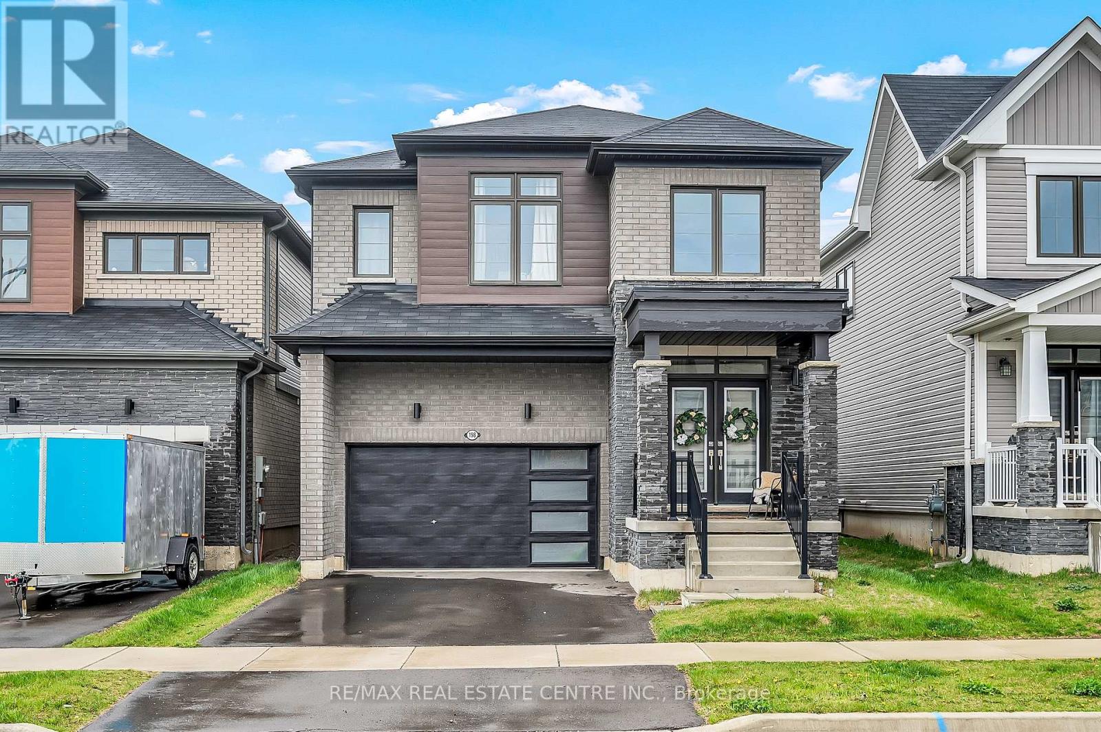 198 Whithorn Crescent, Haldimand, Ontario  N3W 0C9 - Photo 2 - X13712170