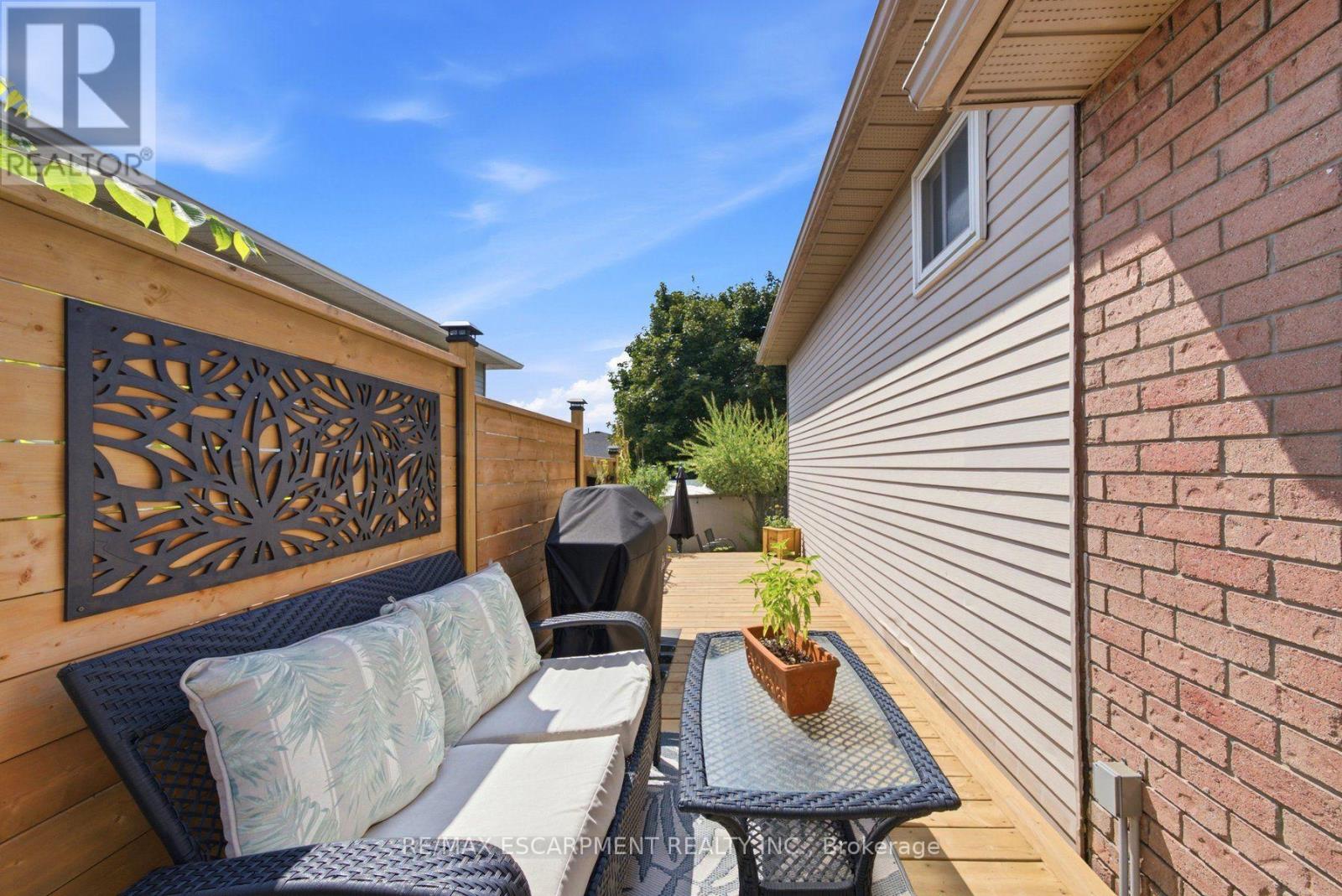 143 Independence Drive, Hamilton, Ontario  L8W 3H7 - Photo 34 - X13712182