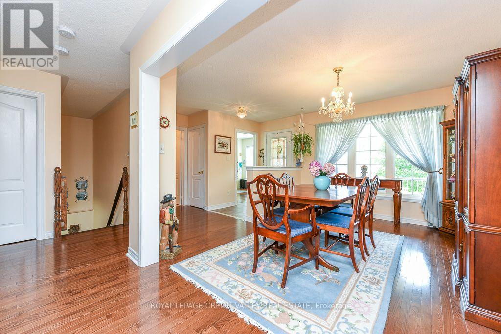 6 Ballerina Gardens, Brampton, Ontario  L6R 3J4 - Photo 6 - W13563568