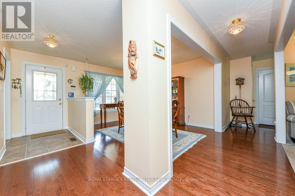 6 Ballerina Gardens, Brampton, Ontario  L6R 3J4 - Photo 5 - W13563568