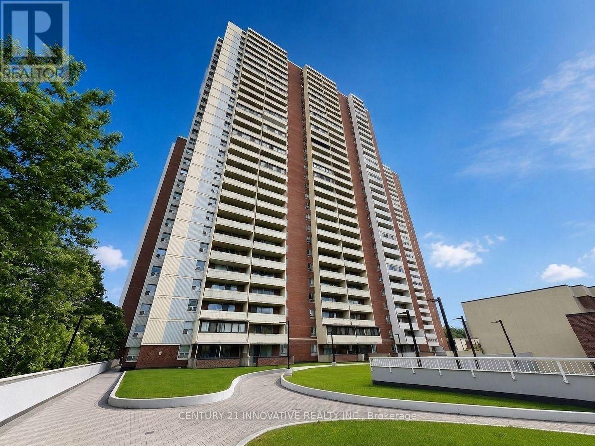 609 - 1 Massey Square, Toronto, Ontario  M4C 5L4 - Photo 1 - E13711772
